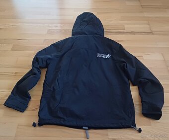 Superdry čierna windstopper - 3