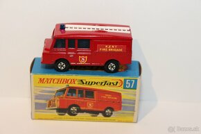 Matchbox SF Land Rover Fire truck - 3