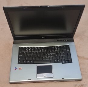 Acer TravelMate 4600 - 3