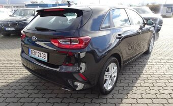 KIA CEED 1.5 T-GDI AUTOMAT 2022 Záruka - 3