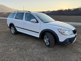 Skoda Octavia Scout 2.0TDI 4x4 103 kw - 3