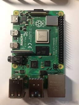 Raspberry_Pi 4_model B_4GB_2018 - 3