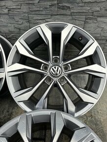 ✅ 5x112 r17 soho passat b8 tiguan Top stav ‼️ - 3