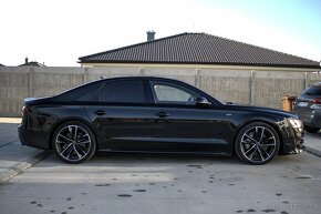 Audi S8 PLUS Quattro AT8 (605k) - 3