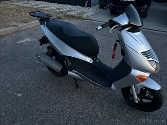 Aprilia Leonardo 150 - 3