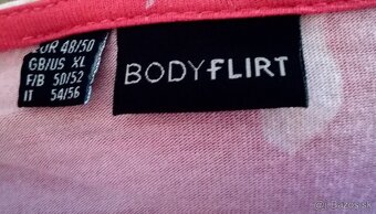 BODYFLIRT dámsky top pre moletky kvietkovaný vel. XXXL - 3