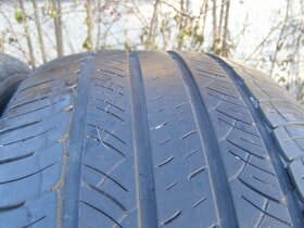 235/60 R16 Michelin - 3