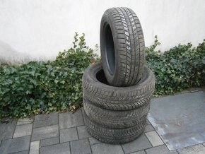 Predám 4x zimné pneu Continental SUV 235/60 R18 107VXL - 3