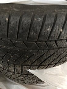 Continental zimne 4ks 255/45 R19 - 3