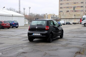 VW Fox 1.2 benzín - 68 tis km - SK auto. Prvý Majitel - 3