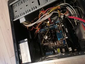 AMD X4 645 3,1ghz, am3+ socket, 4GB ddr3, R7 250x - 3