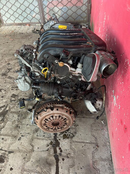 Motor Renault Fluence 1,6 16V 82KW K4M V8 prodám - 3