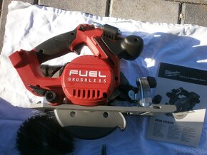 Predam okruznu pilu Milwaukee M18 CCS55-0X - 3