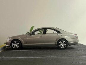 1:18 Mercedes-Benz S-Class (W221) - AUTOart Millennium - 3