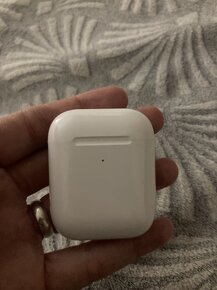 Apple AirPods 2019 - 3