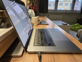 ZLAVA: MacBook M1 Pro 16', 32GB, 1T SSD, late 2021 - 3