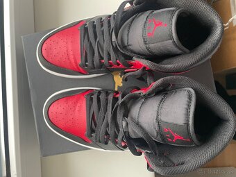 Air Jordan 1 2020 (banned) - 3