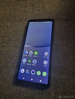 sony xperia 10 V - 3