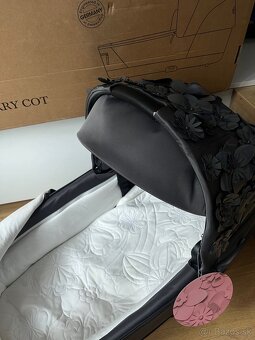 Nádherná vanička Cybex priam 4.0 simply flowers grey - 3