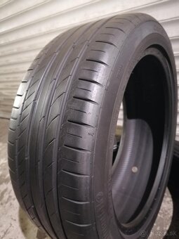 Continental letné 235/45/R19 - 3