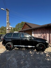 Volkswagen Touareg 3.0 TDi FACELIFT MANUÁL VZDUCH - 3