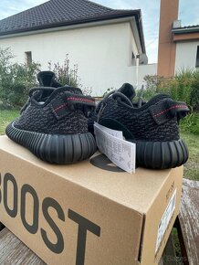 Yeezy 350 Pirate Black - 3