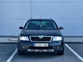 Škoda Octavia Scout - 3