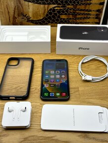 iPhone 11 128GB SPACE GREY - 3