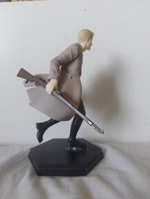 Reiner Braun figúrka - Attack on Titan - 3