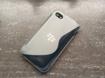 BlackBerry Q5 - 3