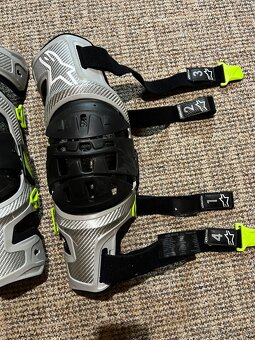 Kolenní ortezy Alpinestars Bionic 7, velikost S - 3