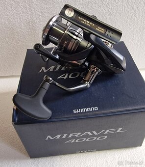 Navijak SHIMANO Miravel 4000 - 3