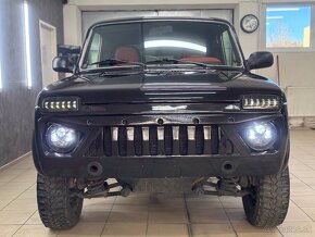 Lada Niva 1.7i 4x4 - 3