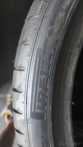 Pirelli 255/35r19 letné runflat - 3