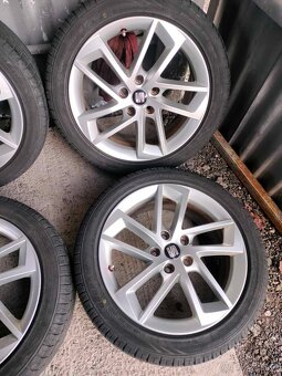 4ks alu disky orig. Seat ( škoda ) 5x112 R17 pneu - 3