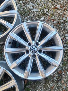 VW London 5x112 R17 sada diskov - 3