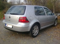 Predám pekný VW Golf 1,9TDI, 5-dverový hatchback -TOP PONUKA - 3