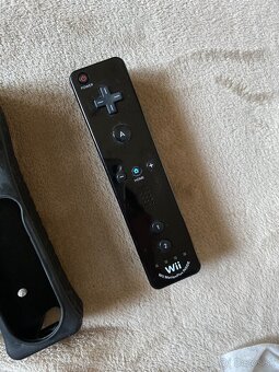 Wii controller - 3