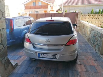 Opel Astra h 2.0 turbo 147kw - 3