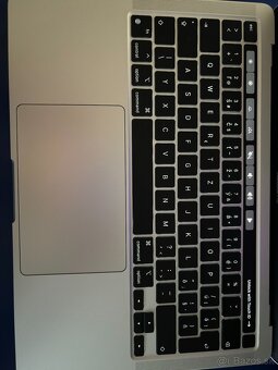 Predám Macbook Pro 13" M1 (2020) 16/256GB - 3