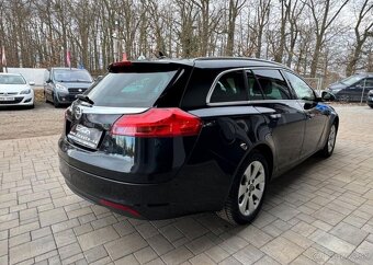 Opel Insignia 2.0 CDTi Sports Tourer nafta manuál 118 kw - 3