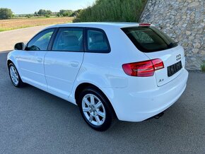 Audi A3 2.0TDi CR Attraction - 3