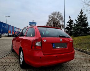 Škoda Octavia Combi 1.6 TDI CR Ambiente Max R.V.2011. - 3