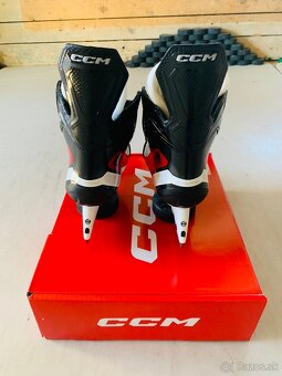 Predám korčule CCM Jetspeed FT670 - 3