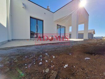 Predám moderný nadštandardný bungalov 120m2 Cestice, prestre - 3