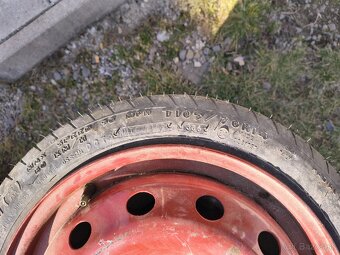 Predám dojazdové koleso T 105/70 R14 - 3