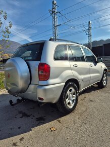 TOYOTA RAV4 D-4D 2.0D 85K M5 4X4 2002 AKO NOVÉ KÚPENÉ NA SK - 3