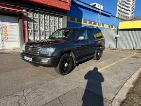 Toyota Landcruiser 100 V8 4,7 - 3