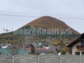 PREDAJ - Slnečný pozemok v malebnom prostredí jesennej príro - 3