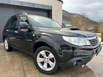 Subaru Forester 2.0-4x4-108kW-r.v 2010-222000km - 3